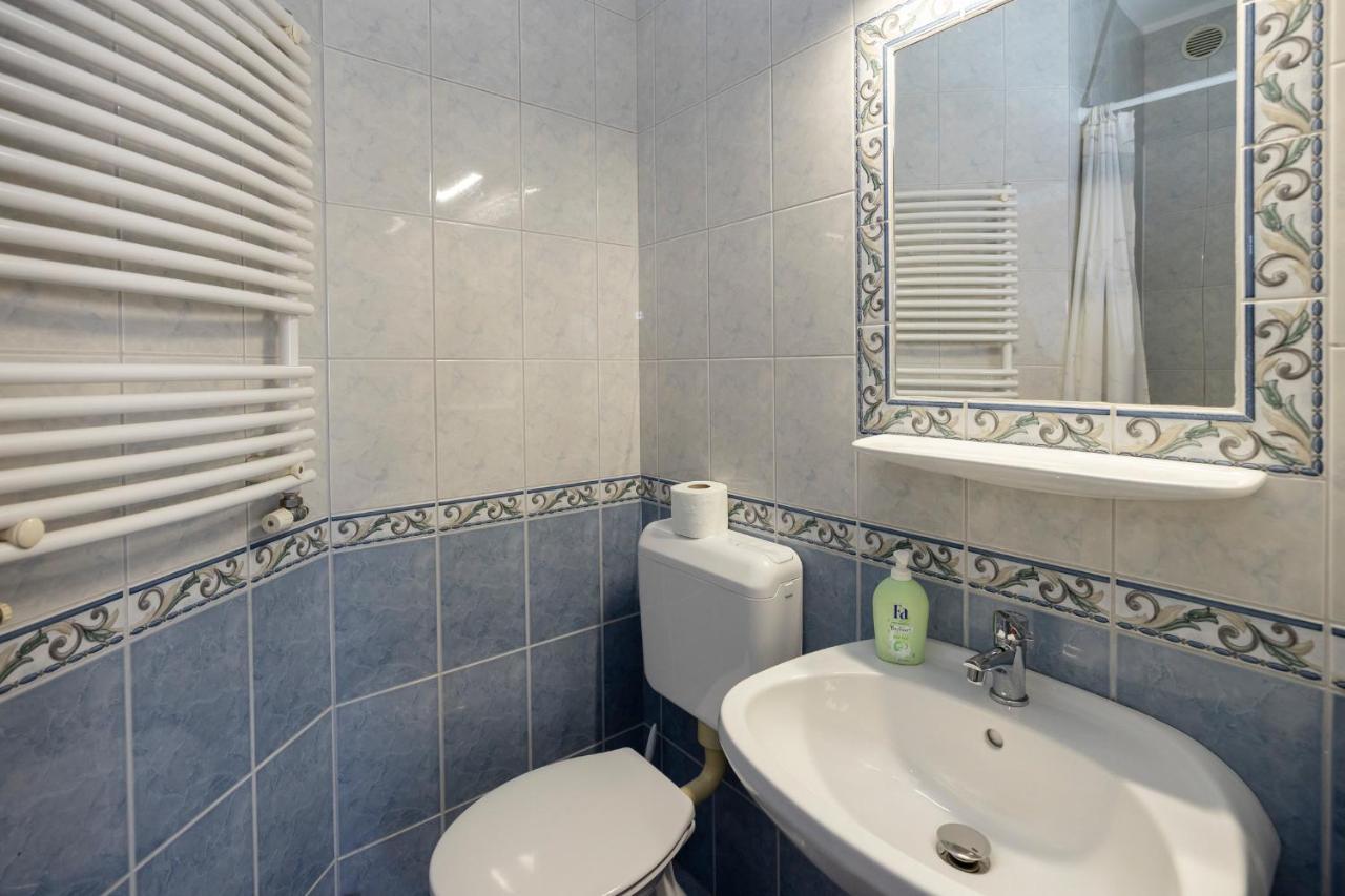 Bed & Breakfast Cecey Vendeghaz